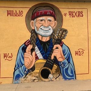 Meet your Posher, Briana